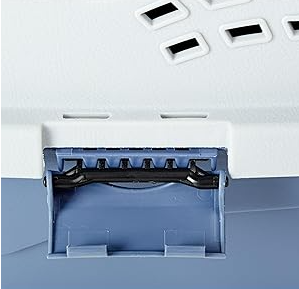 Hard plastic pet carrier structure
